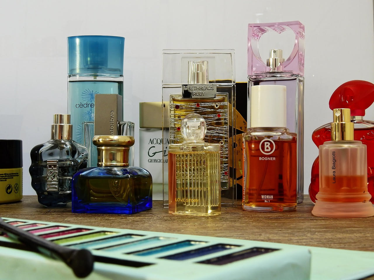 Quali sono i profumi più usati nei prodotti per capelli: la classifica