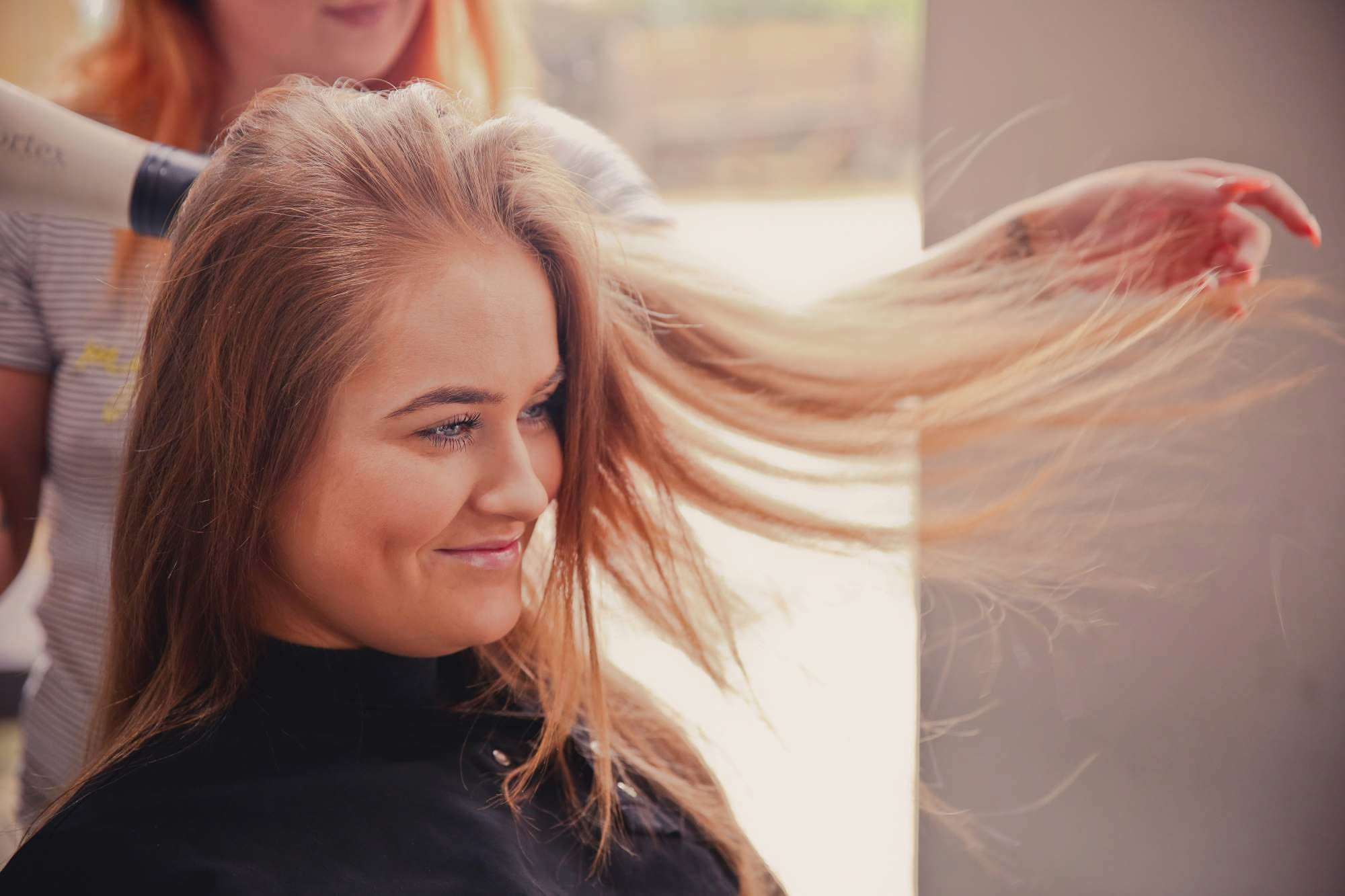 Capelli fini: perché lo sono e cosa si può davvero fare