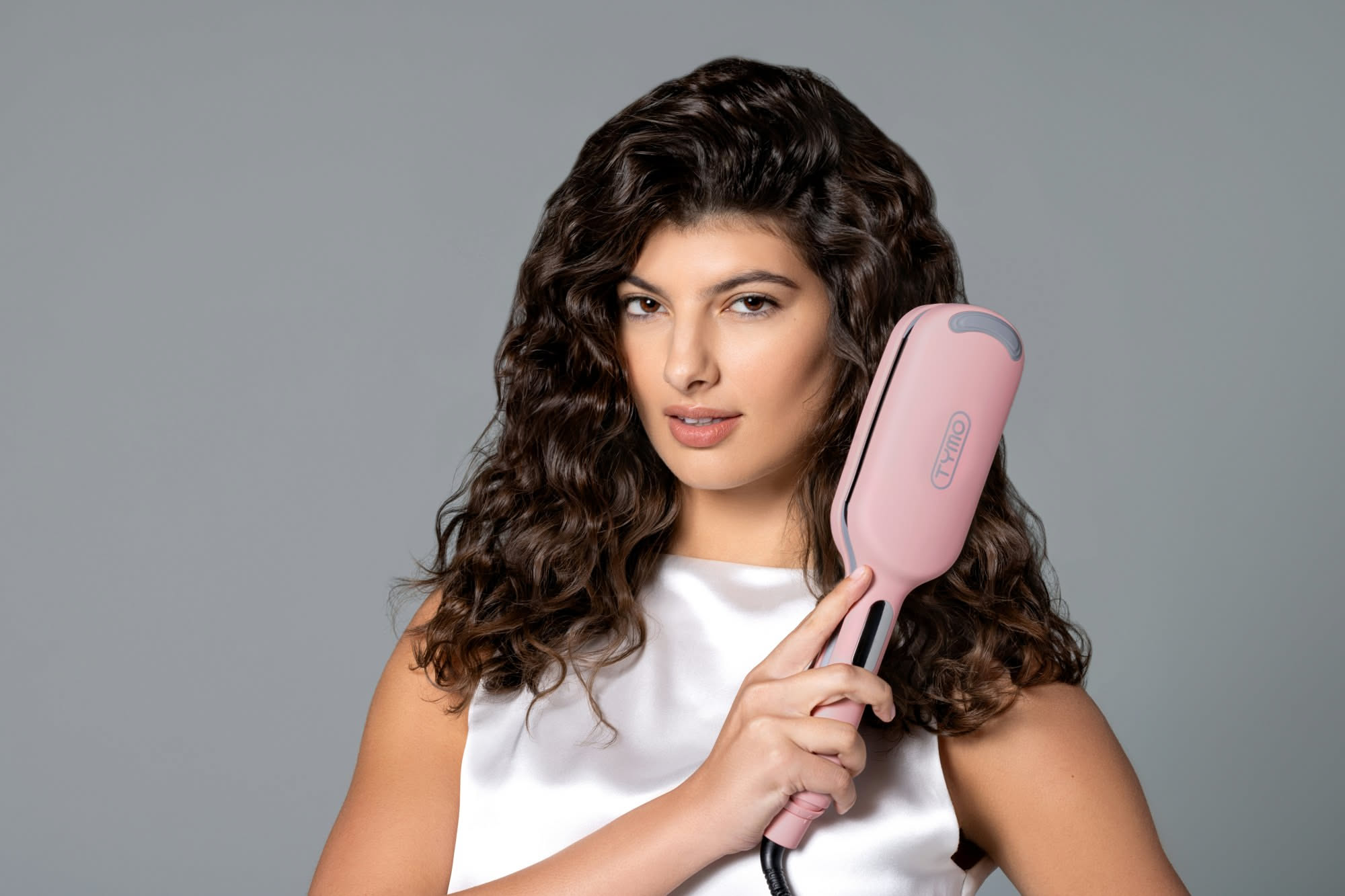 Piastra per capelli in aereo: bagaglio a mano o stiva, e che cosa cambia