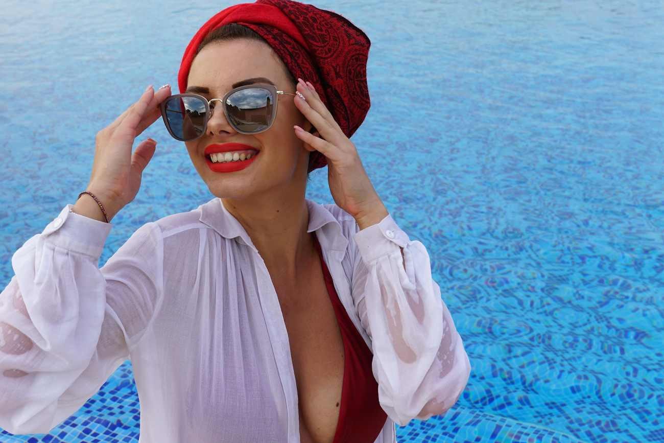 Gli occhiali oversize che fanno sembrare il viso più elegante: a chi stanno meglio